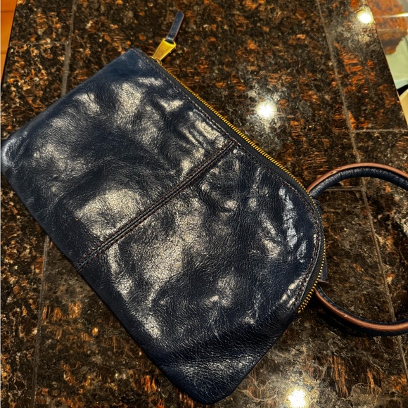 HOBO Sable Wristlet - Picture 12 of 13